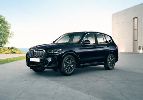 The BMW 330e Touring (08/2020).