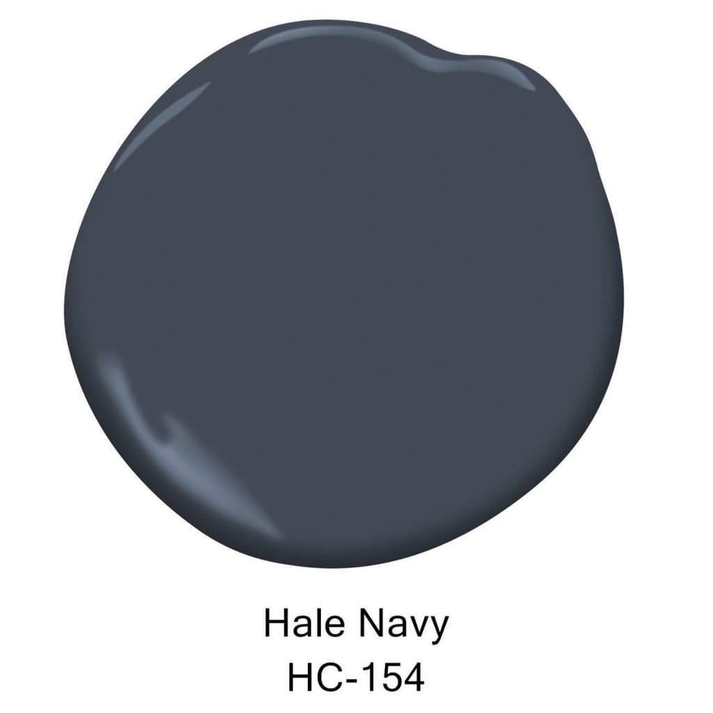 Benjamin Moore Aura Exterior Hale Navy HC-154