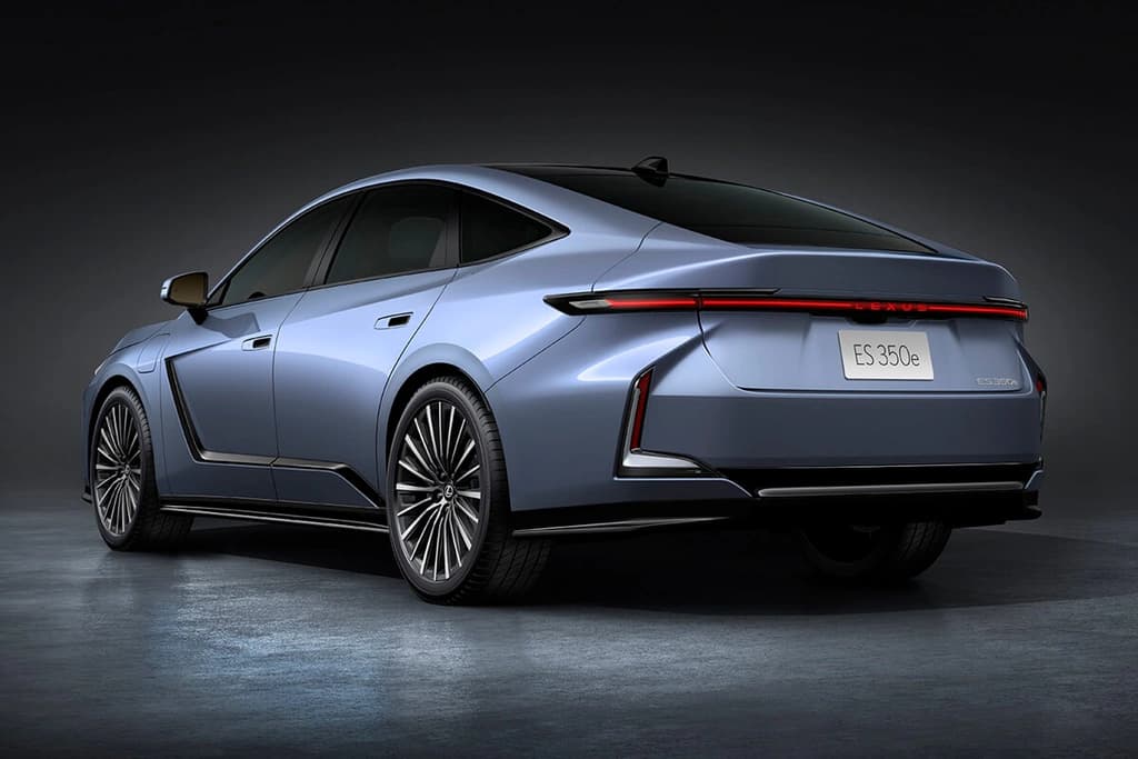 2026 Lexus ES Debuts With A Bigger Display And Mild Tweaks In China ...