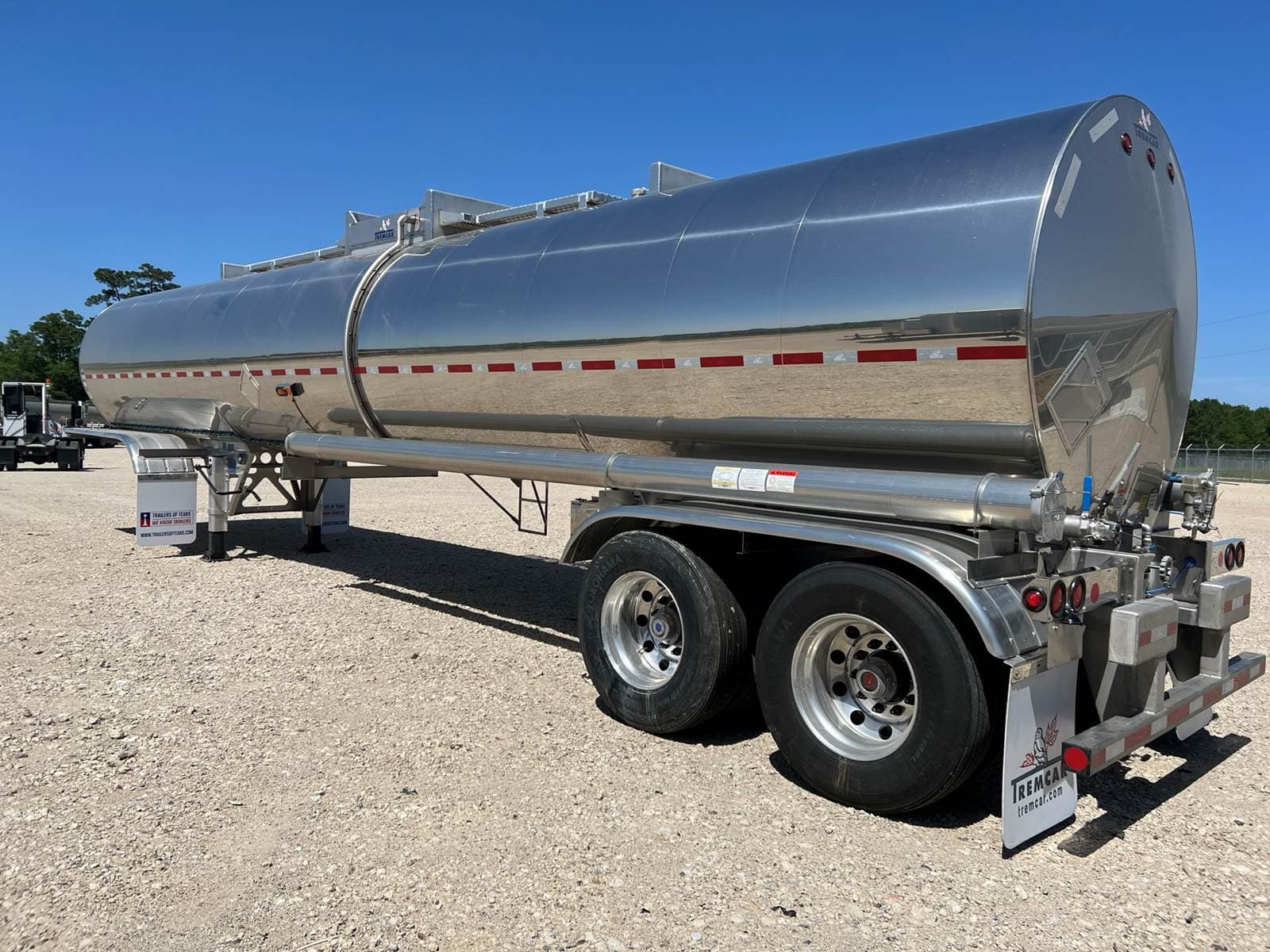 2026 Tremcar 7000 Gallon Stainless Steel DOT 407 Chemical / Acid Tank ...