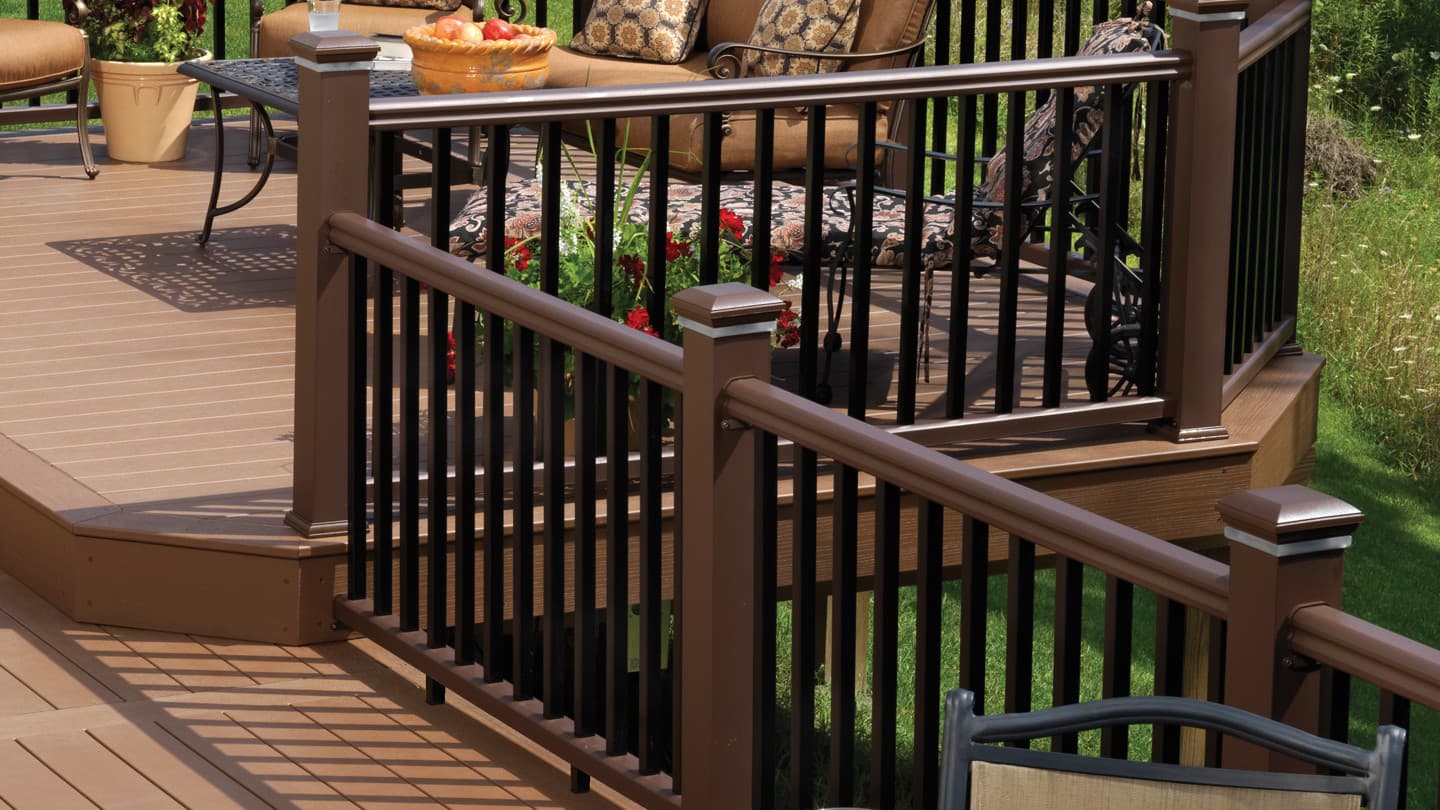 RadianceRail Express Composite Deck Railing | TimberTech Doe