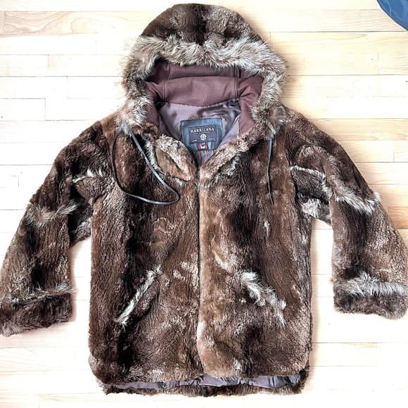 Large Native American dreamcatcher, fur, feathers, and wool | Dream ...