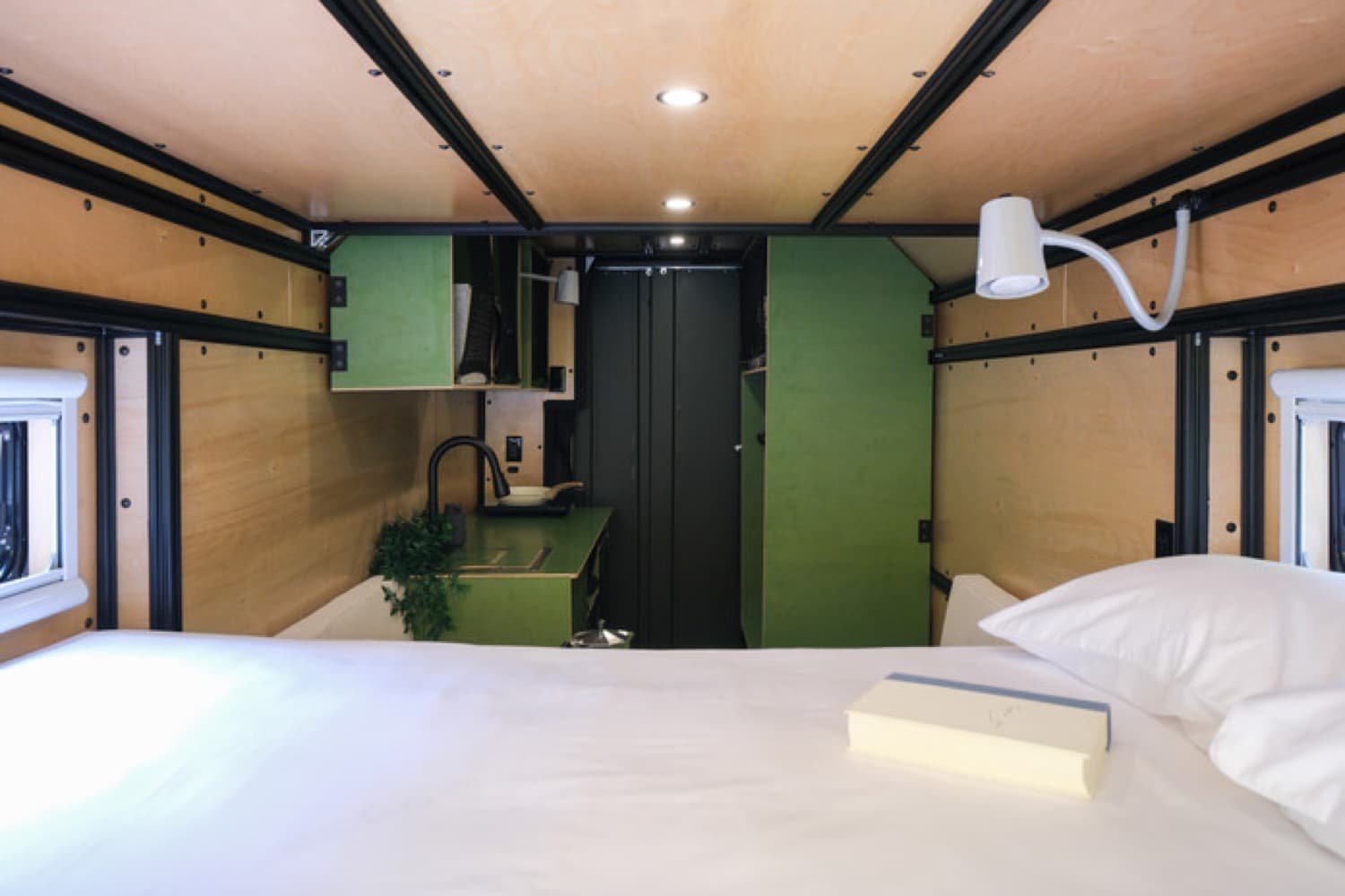 Grounded G2 Electric Camper Van Is Based On BrightDrop Zevo