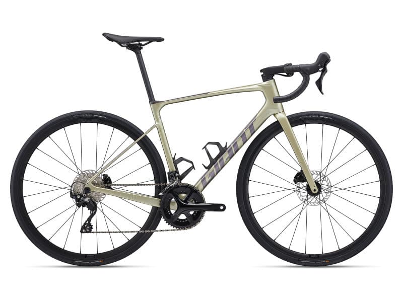 Defy Advanced 2 (2024) | Endurance bike | Giant Bicycles Canada