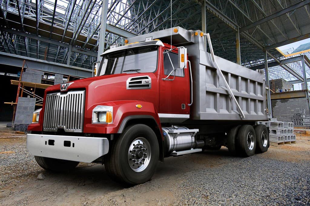Western Star 4700