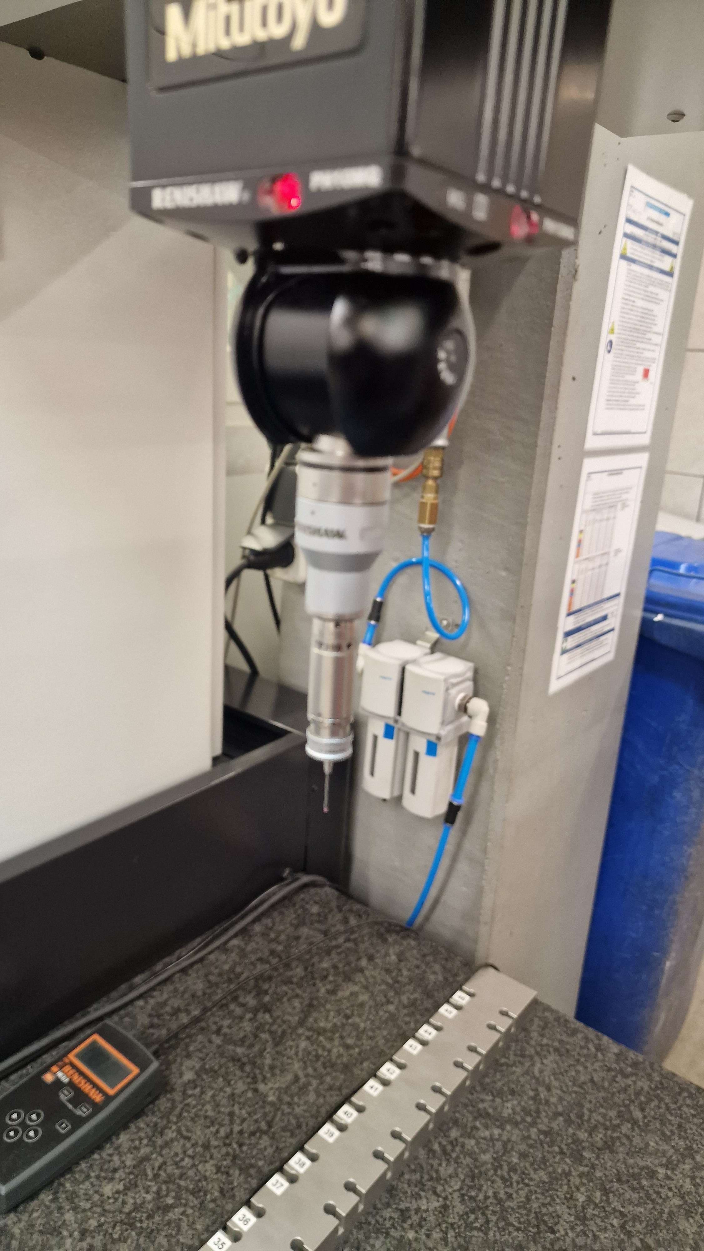 MITUTOYO CRYSTA-Apex V9106 Measuring unit Used machines - Exapro