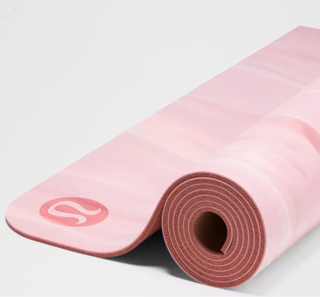 lululemon the mat 5mm, Sports Equipment, Exercise & Fitness, Exercise ...