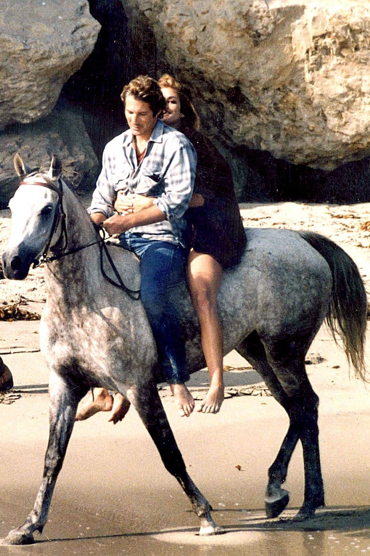 L'image vintage du week-end : Cindy Crawford et Richard Gere en 1992 ...