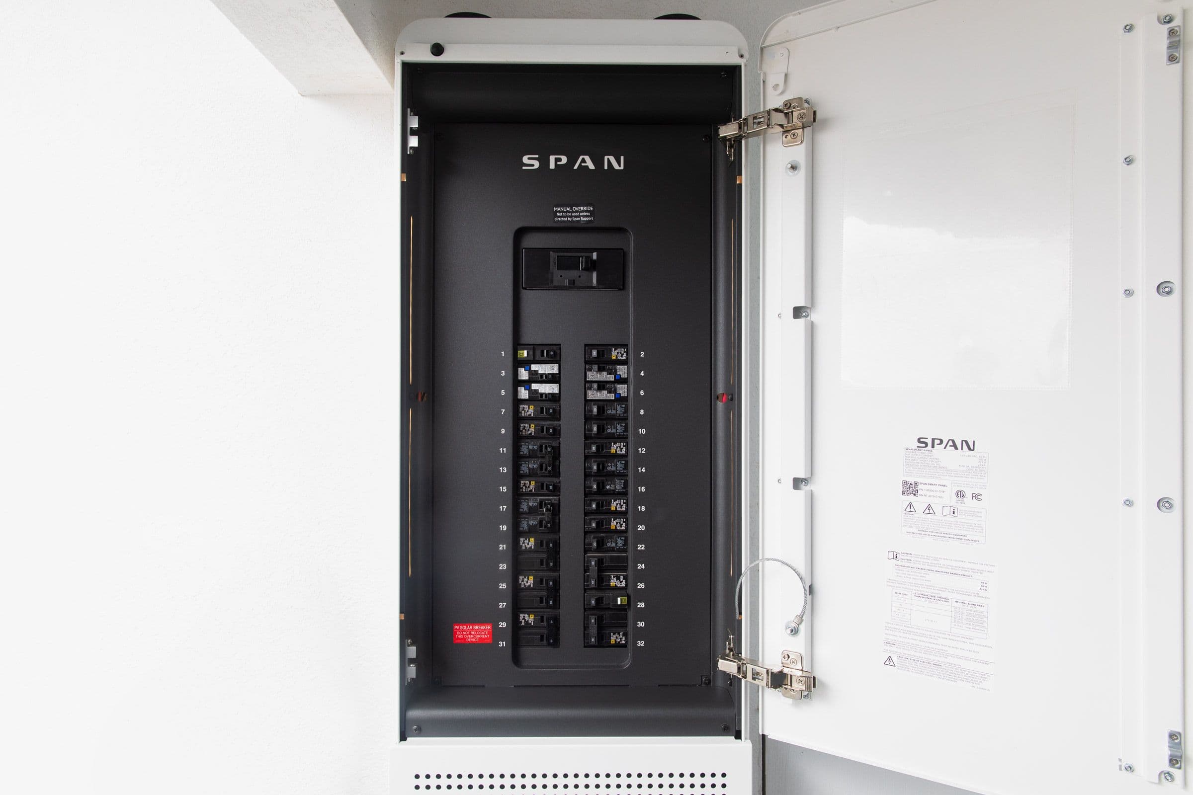 Span Smart Electrical Panel Review: An Essential Upgrade for Your Solar ...