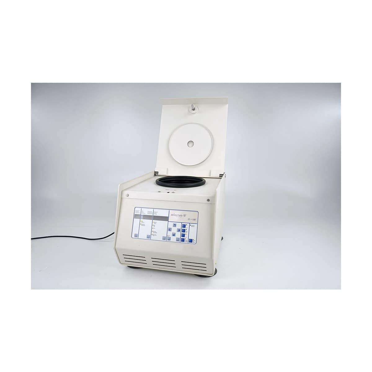 Sigma 3-15 Universal Table Top Centrifuge 10704 Swing-Out Rotor 11133 ...