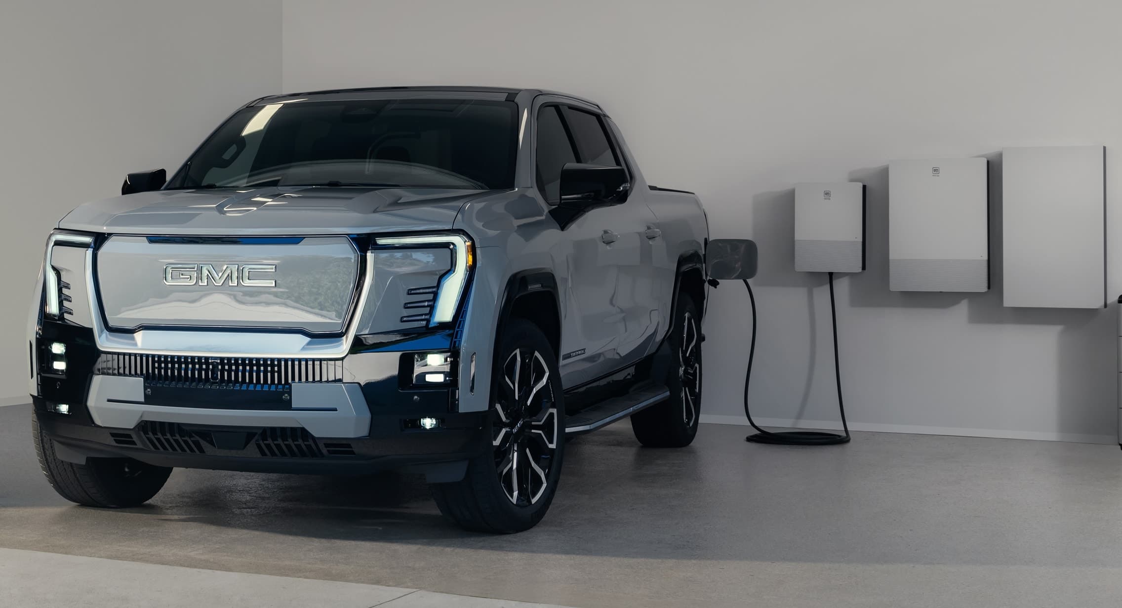 2025 GMC Sierra EV Denali Comes With Extended and Max Range; It's Both ...