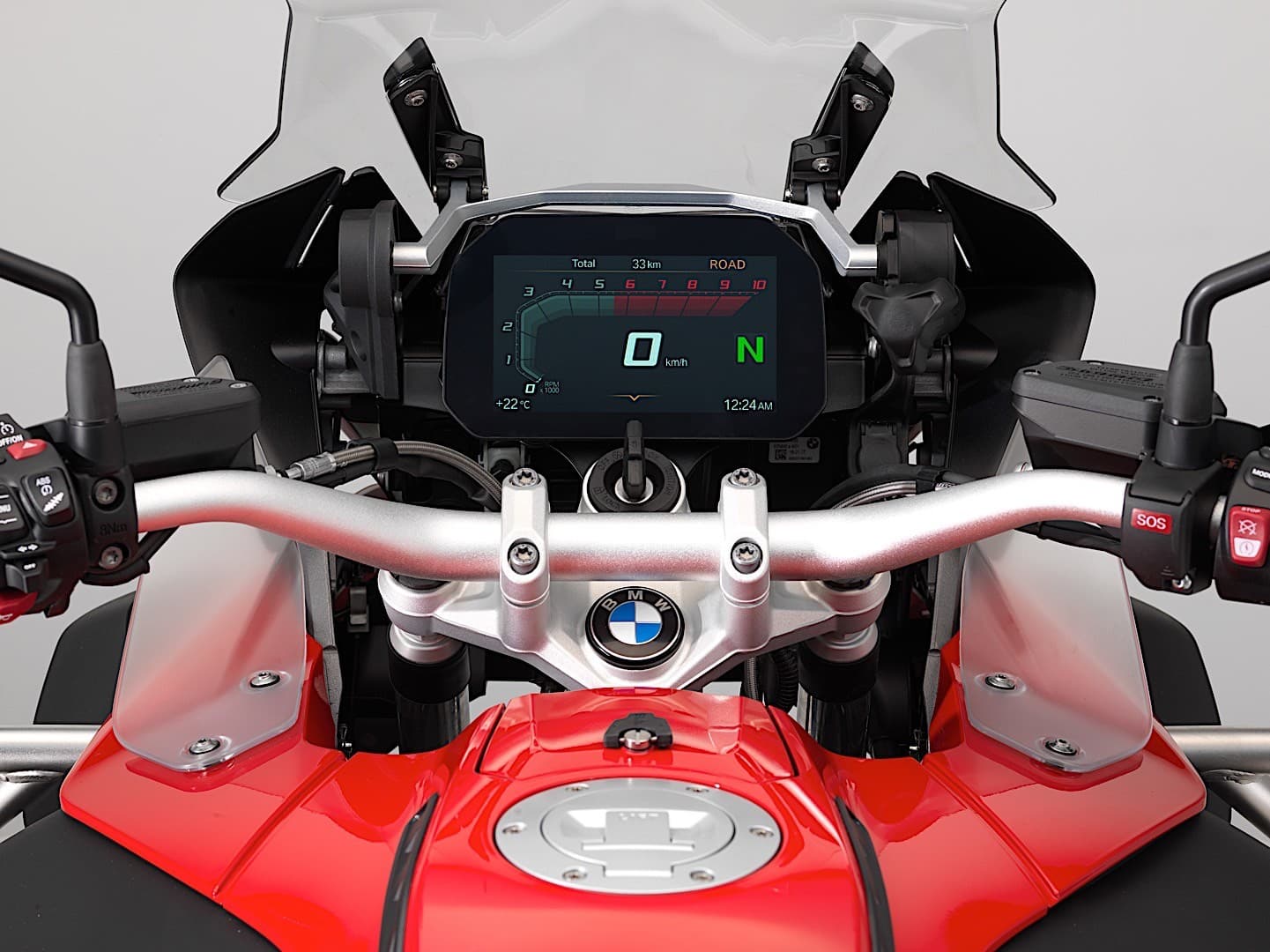 BMW Motorrad Adventure Models Get New Connectivity 6.5-Inch TFT Display ...