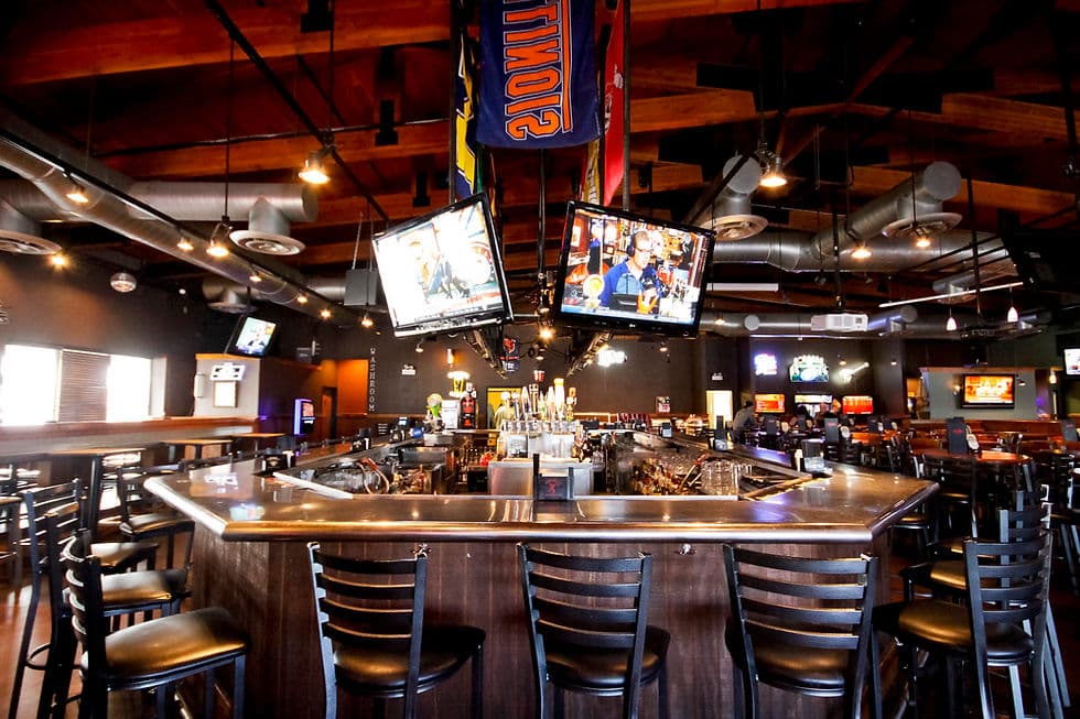 Real Time Sports Bar and Grill Elk Grove Village l Watch All Sports