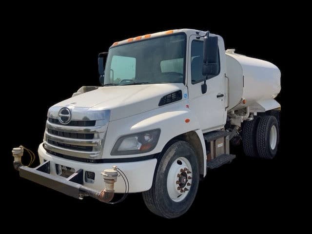 2018 Hino 338 water truck | Charleston Heavy
