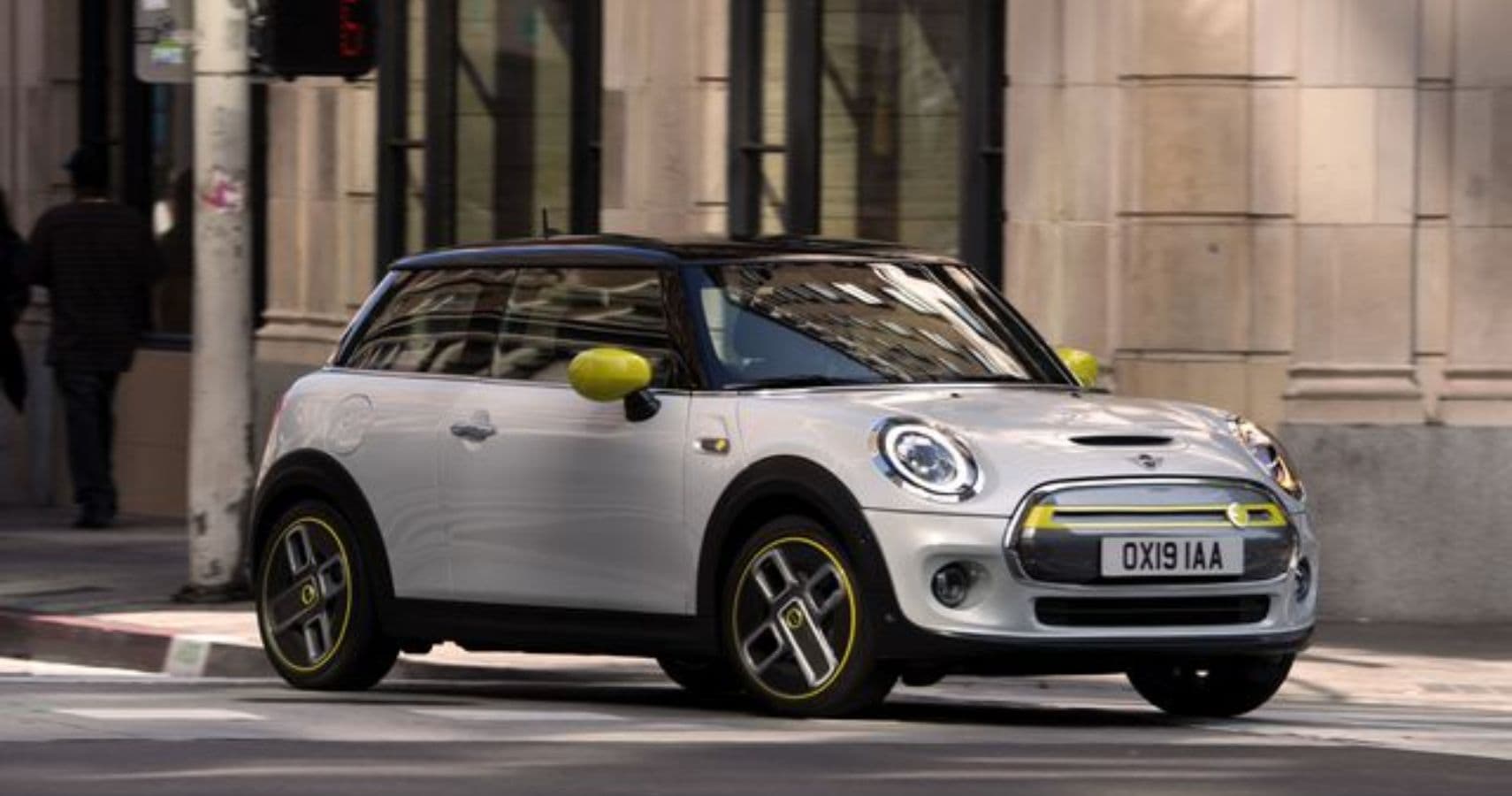 10 Reasons Why The Mini Cooper SE Is The Perfect Electric City Car