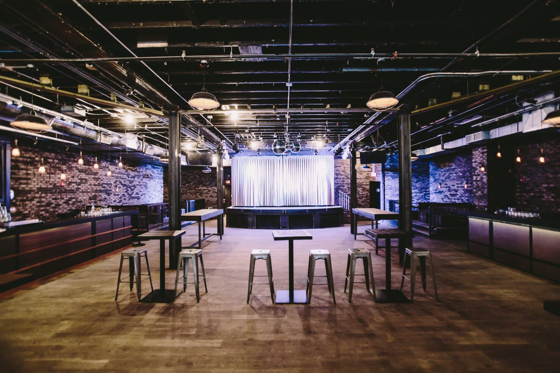 Commonwealth Bar & Stage - Bar / Club in Calgary, Canada | The Vendry