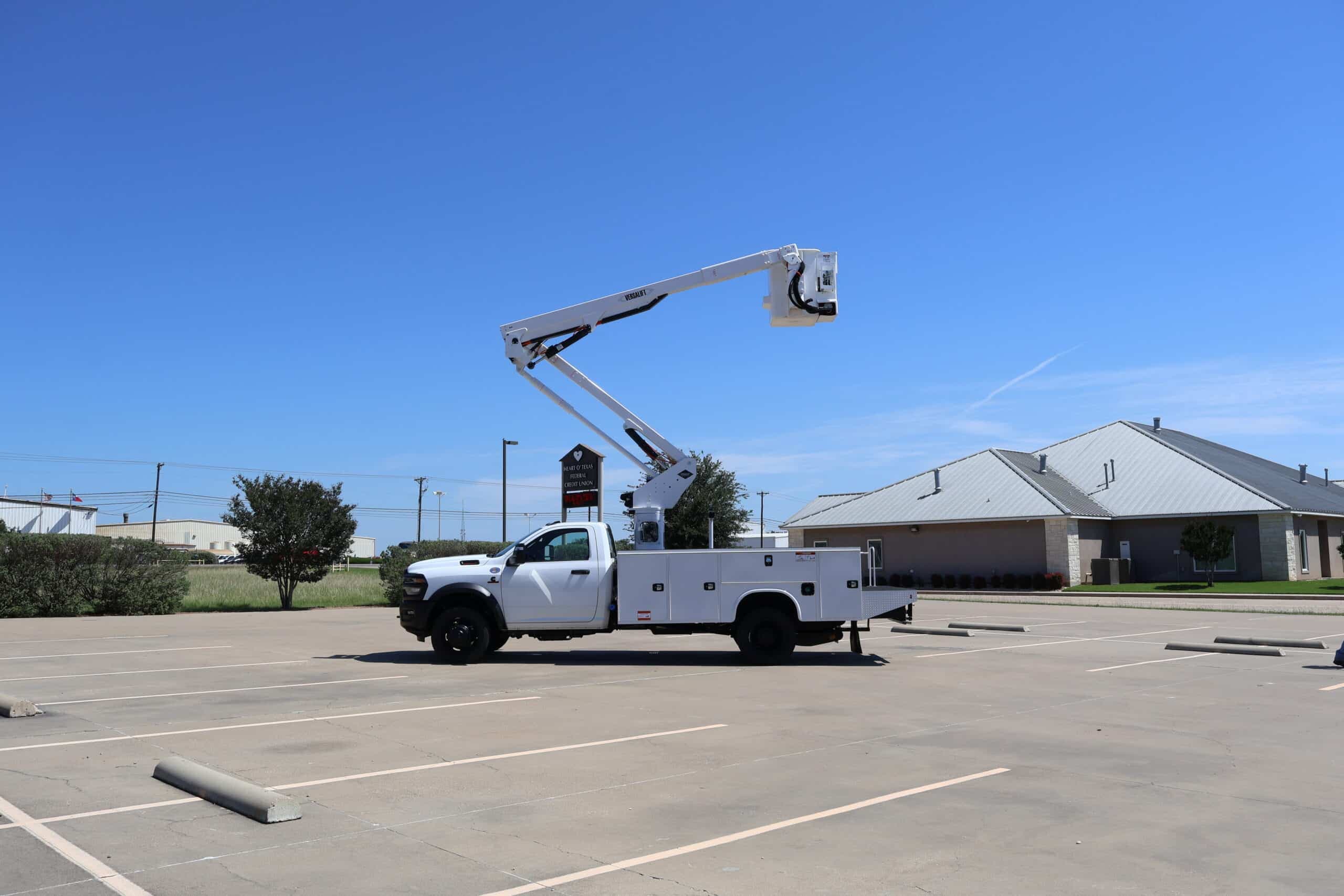 VTP-40 - Versalift US