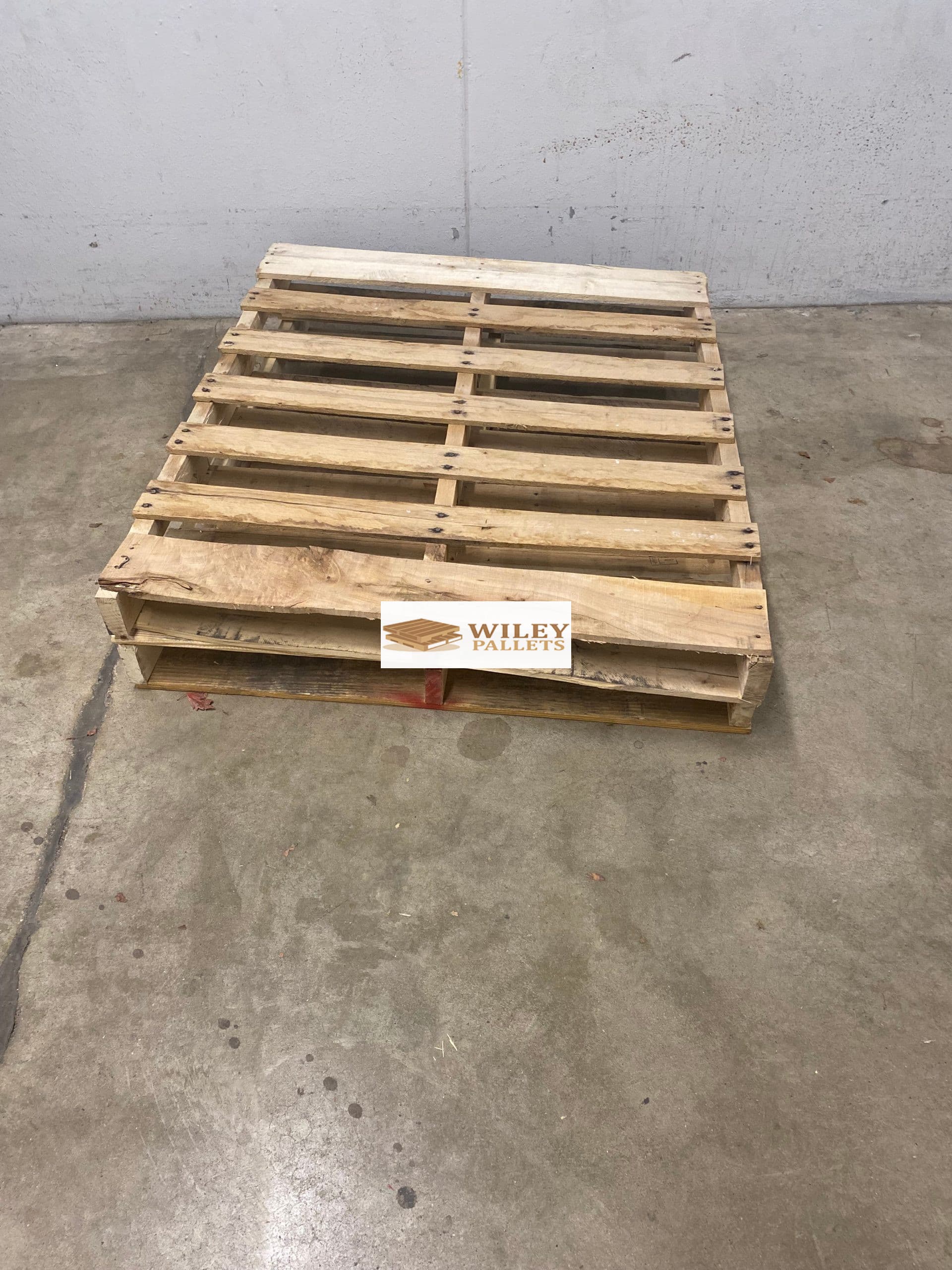 Used 48x40 GMA Wood Pallets - Paterson, NJ 07503 - Wiley Pallet
