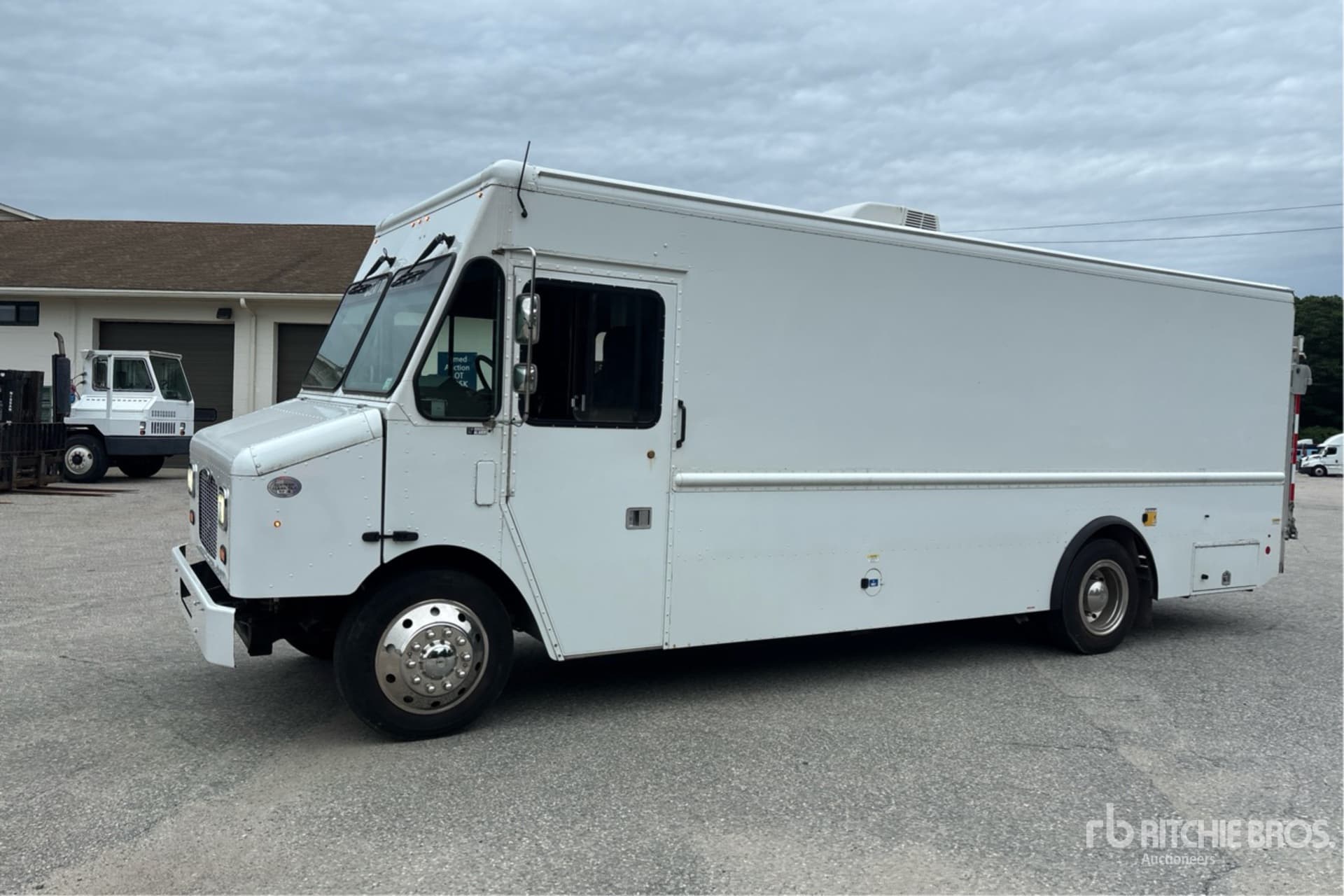 2018 Freightliner MT55 4x2 Step Van | Ritchie Bros. Auctioneers