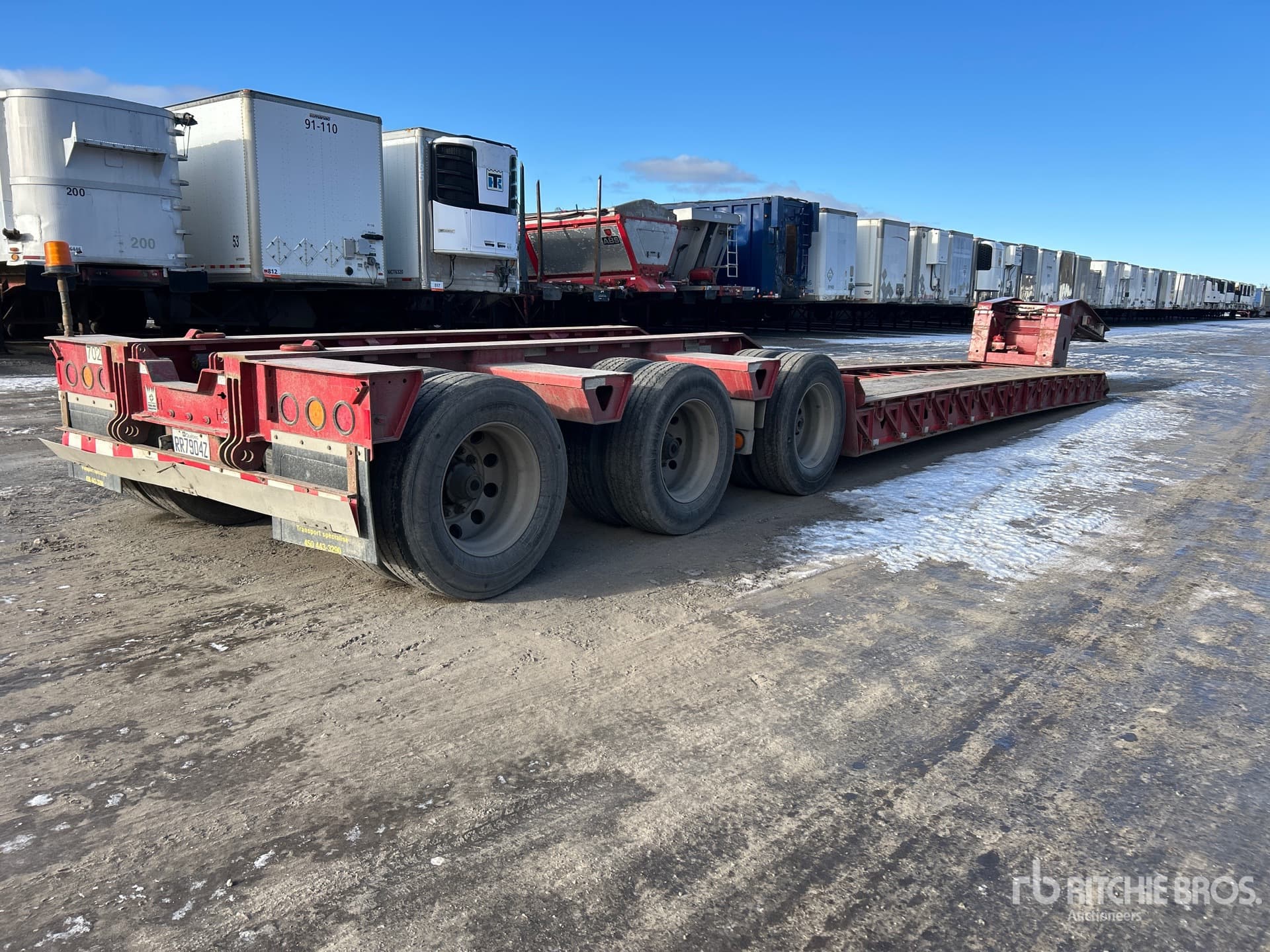 2022 Trail King TK110 110000 lb Tri/A Double Drop Removable Gooseneck ...
