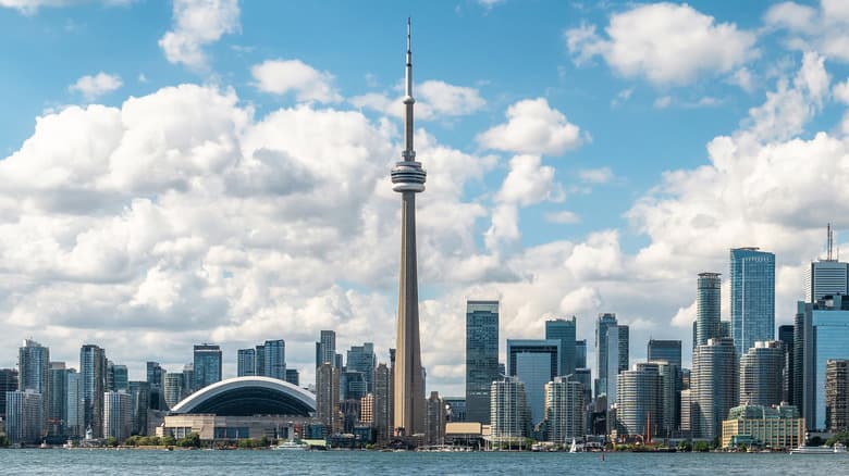 Brave The CN Tower's Thrilling EdgeWalk For Incredible Views Of Toronto ...