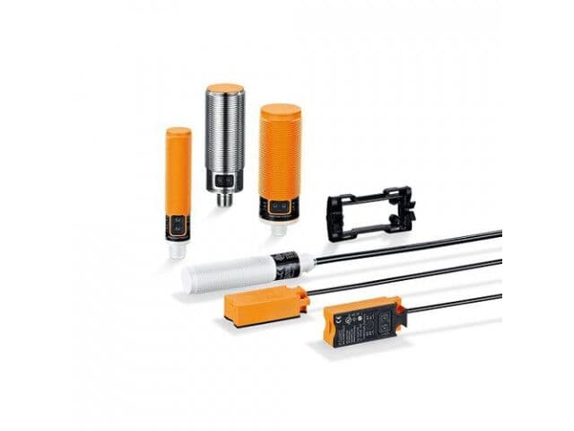 ifm efector KQ Series Capacitive Sensor