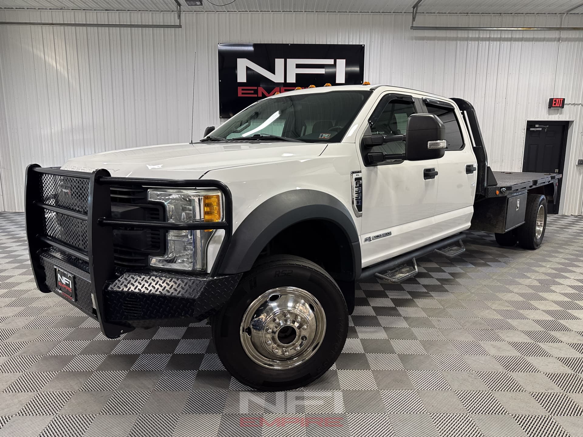 Used 2017 Ford Commercial F-550 Super Duty F550 Chassis & Crew Cab For ...