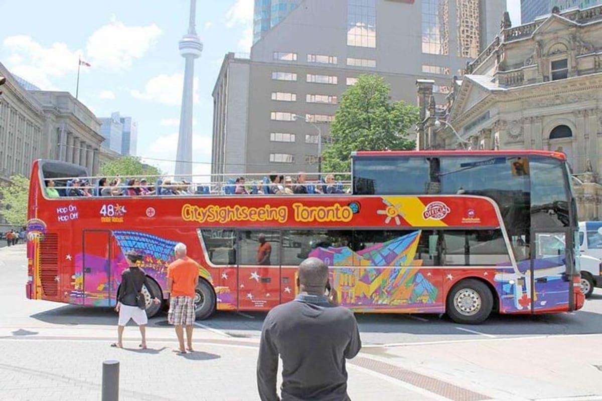 Toronto의 City Sightseeing Toronto Hop-On Hop-Off Bus Tour | Pelago