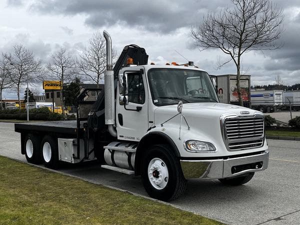 2006 Freightliner M2 112 15 foot Flat Deck With Hiab Crane Diesel ...