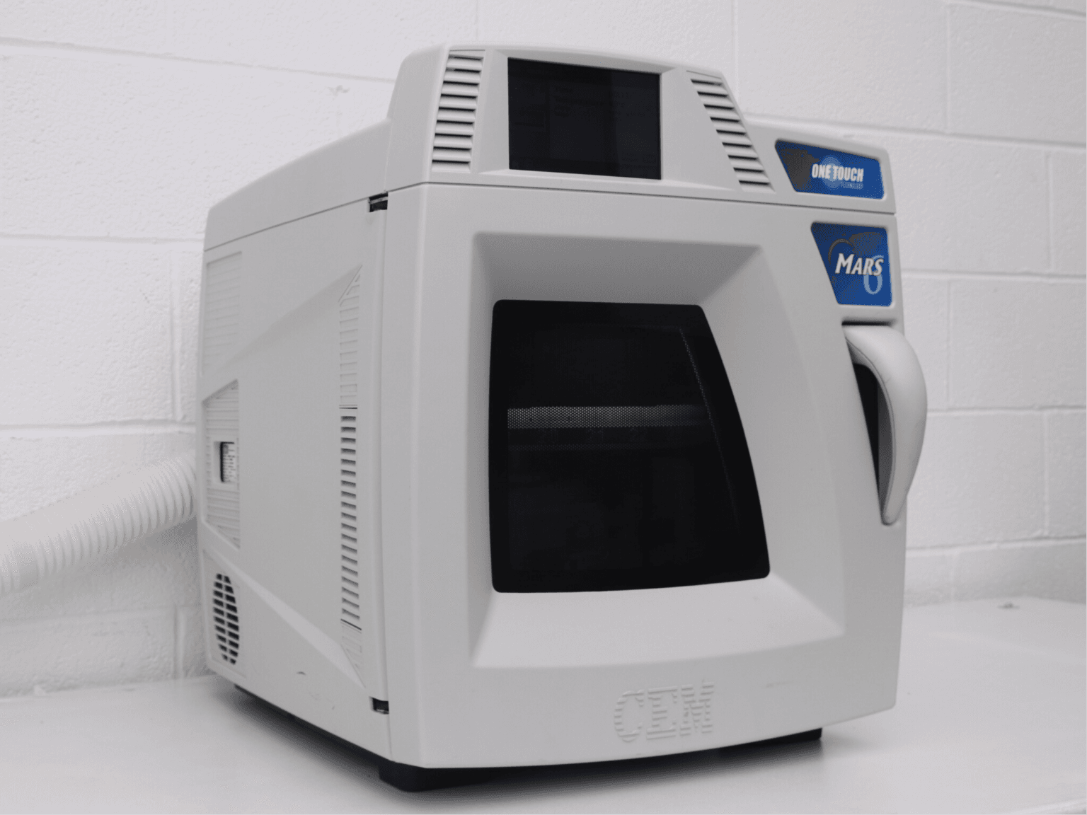 CEM Mars 6 240/50 Microwave Digestion System - Richmond Scientific