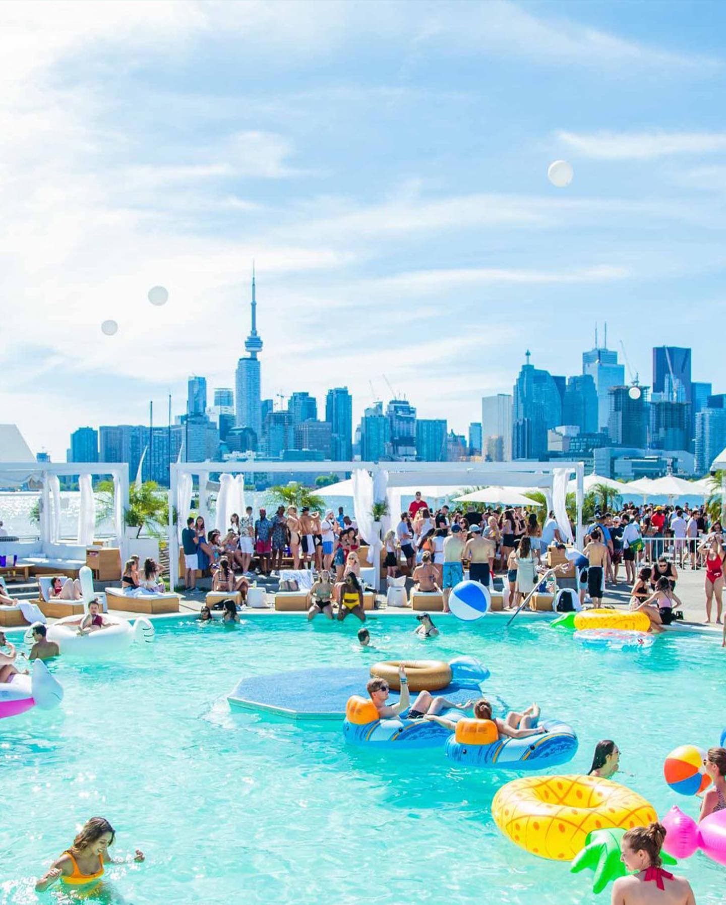 Cabana Pool Bar Toronto | Toronto Clubs