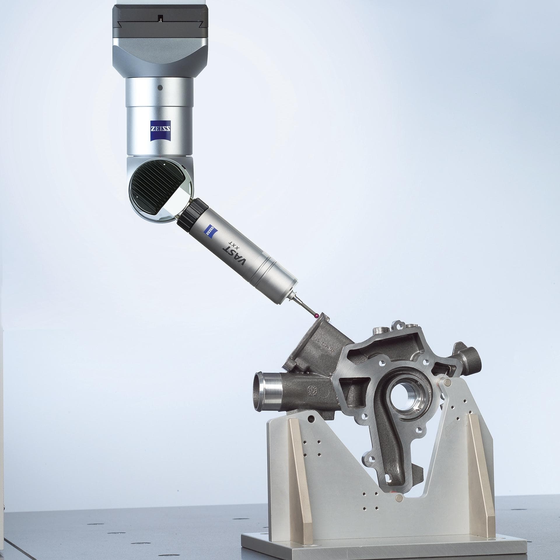 High-precision scanning with VAST XXT | ZEISS